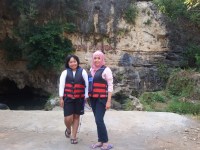 Biar Kekinian, Foto Dulu di Depan Tulisan 