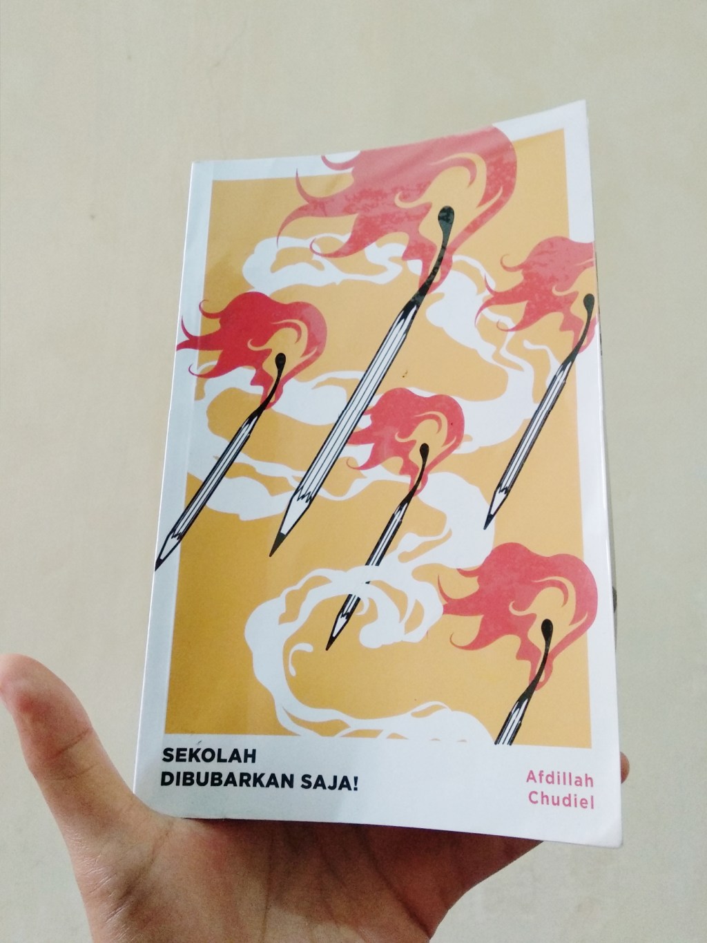 Setelah UN Dihapus, Apakah Perlu “Sekolah Dibubarkan&nbsp;Saja!”?